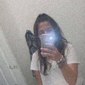 Meet your Posher, Isabelle